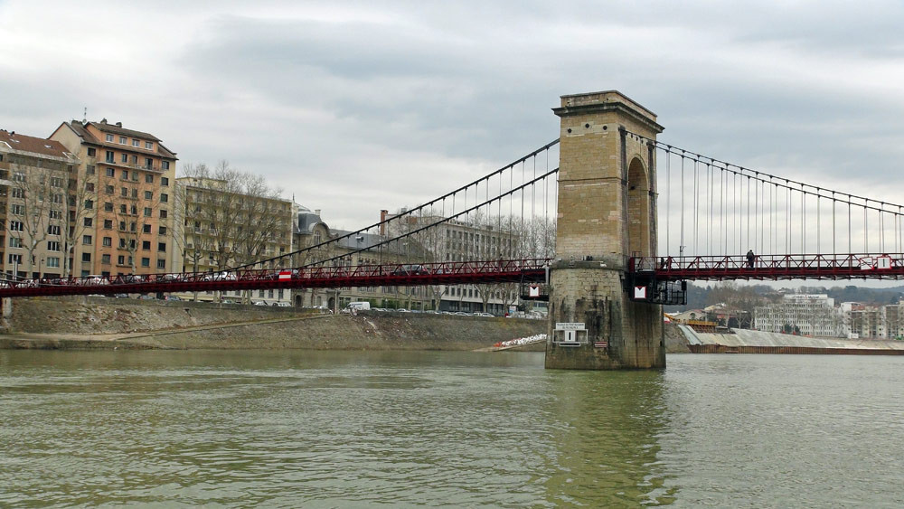 Balade sur la Saône : le pont Masaryk
