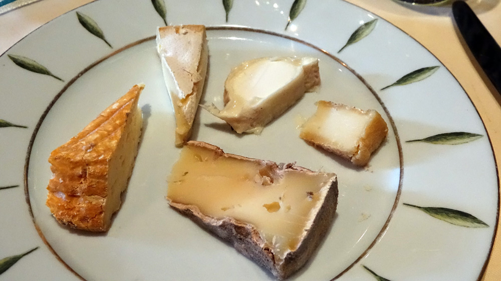 Mon choix : Livarot - Reblochon - Chèvre demi sec - Chèvre sec - Saint-Nectaire