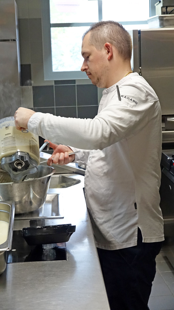 Clément Guillemot en cuisine
