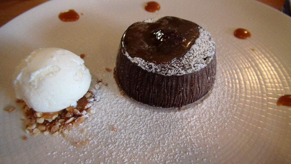 Fondant au chocolat et son cœur au caramel de beurre salé