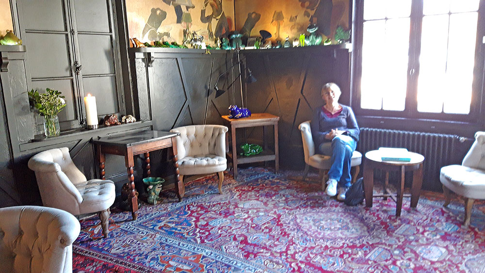 Pascale au salon
