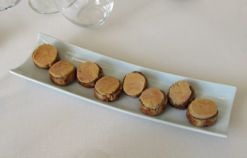 Petits toasts au foie gras