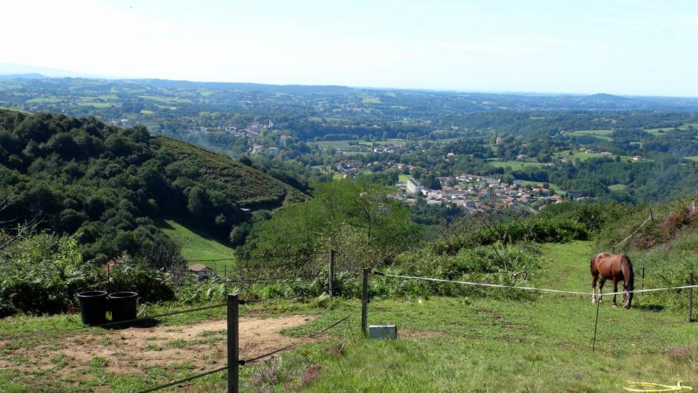 Une vue superbe sur les hauteurs de Cambo