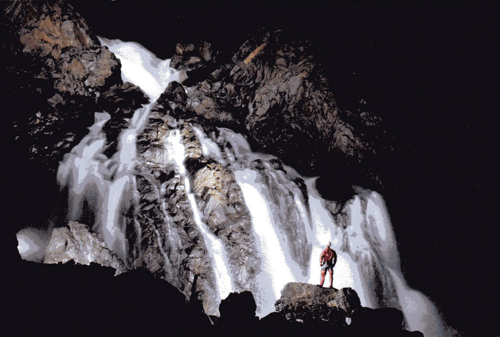 Le torrent - Crédit photo : Editions Arsip
