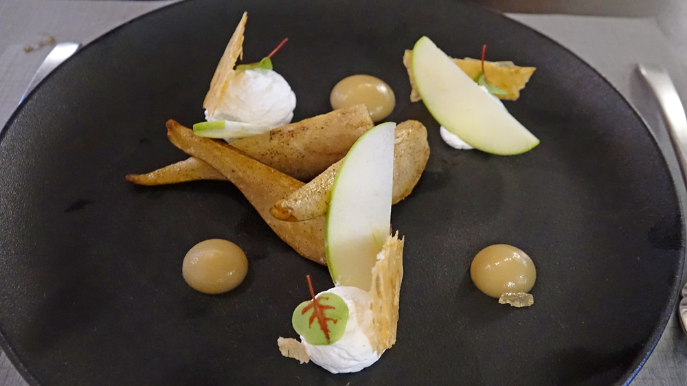 Pommes/poires, croquant citron vert et Chantilly vanille