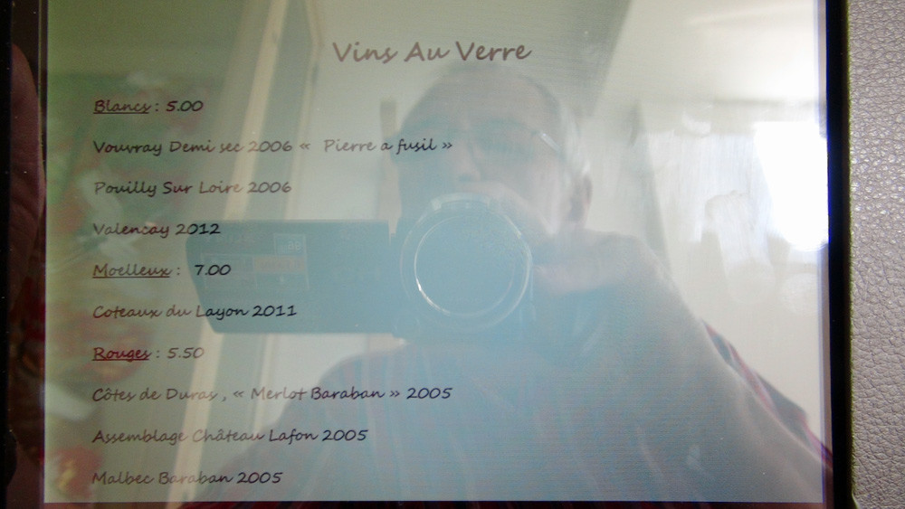 Vins au verre en "Tablette"