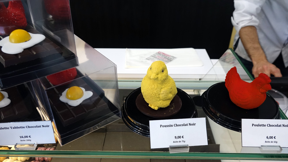 Sujets de Pâques : Poussin et Poulette en chocolat noir