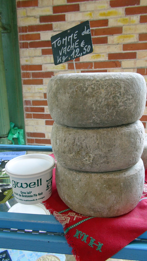 Fromages au lait de vache Bretonne Pie noire