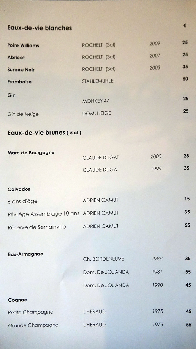 Eaux de vie blanches et brunes