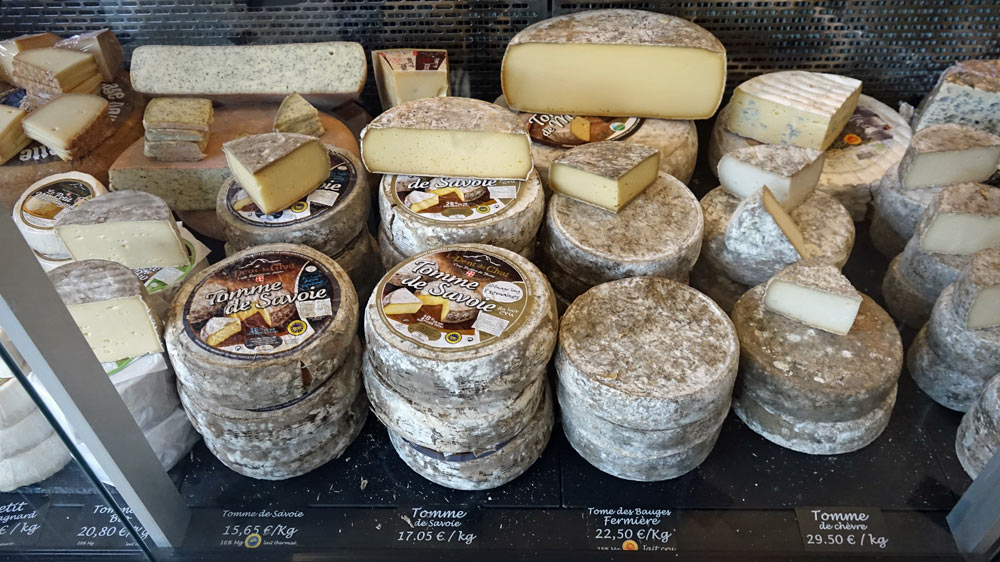 Tommette bio, Tommes de Savoie, Tome des Bauges et Tomme de chèvre ... 