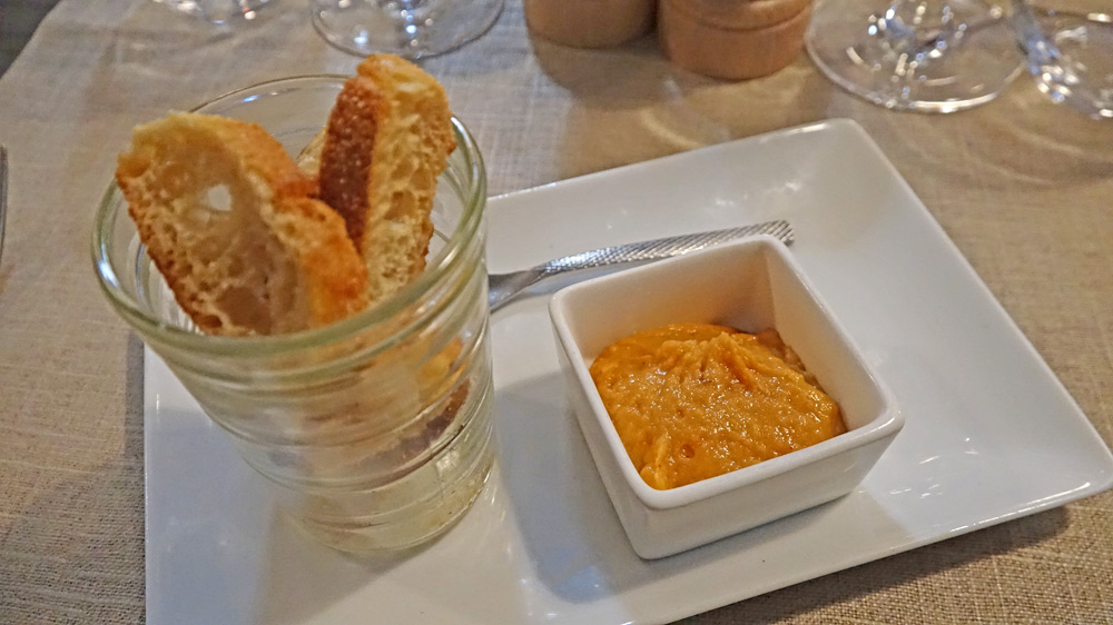 Mise en bouche : Mogette de Vendée et paprika fumé