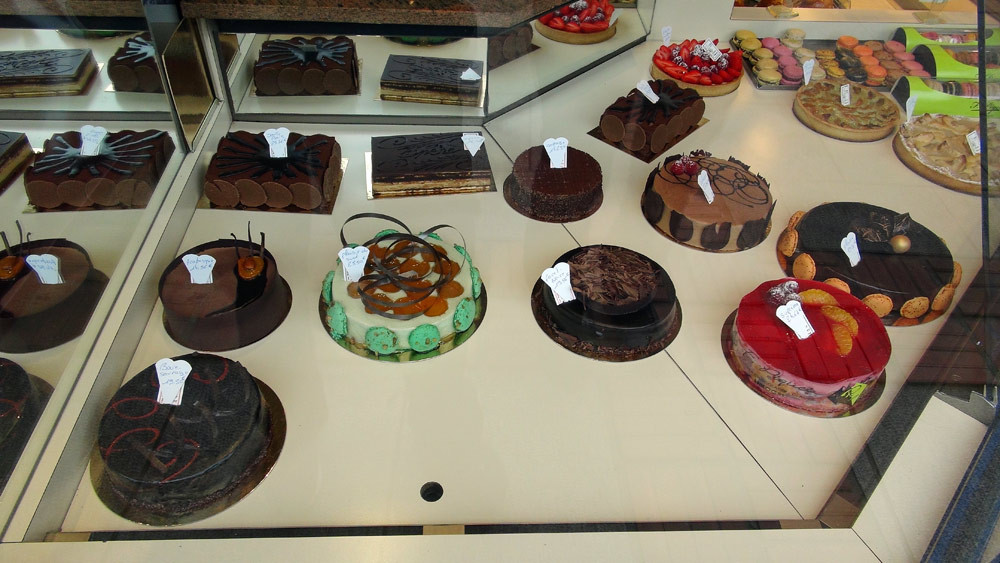 Les gros gâteaux (vus de l'extérieur)
