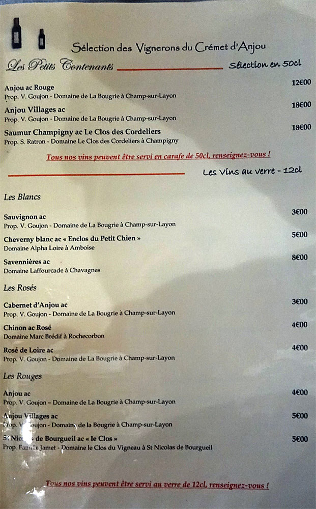 Les petits contenants et vins au verre