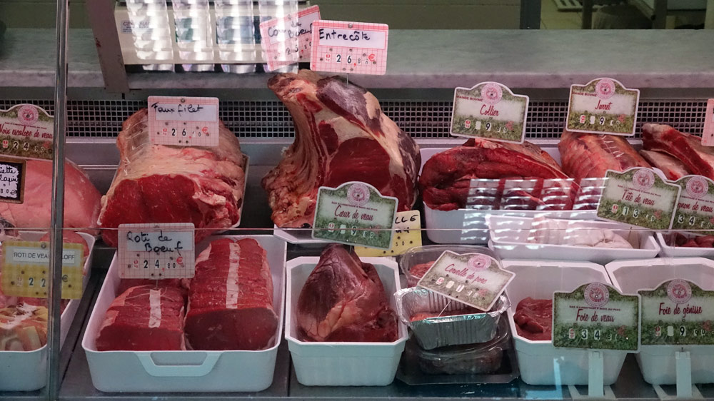 Vitrine des produits de boucherie