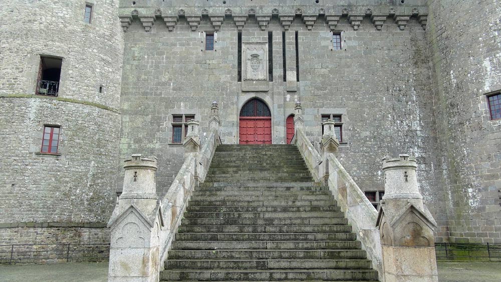 Escalier refai par Viollet-Leduc