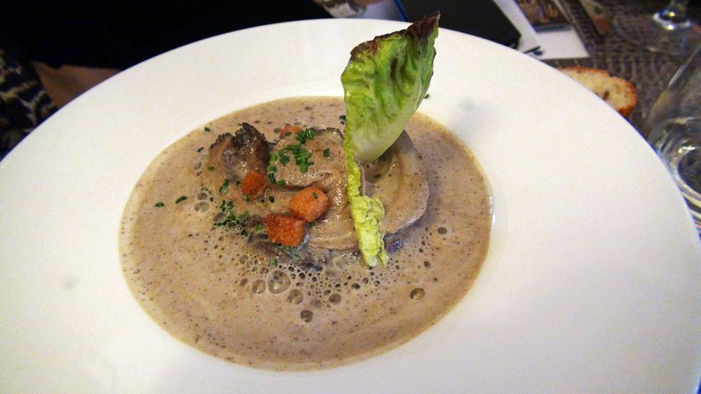 Poitrine de veau, duo de lentilles, sauce esaü au gingembre