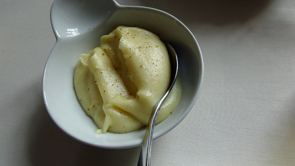 Purée de pomme de terre à la muscade
