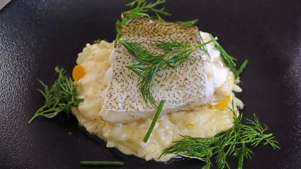 Filet de skrei, risotto aux agrumes et herbes fraîches