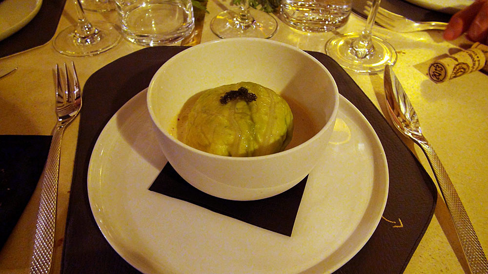 Chou farci de langoustine, chou pointu, farce de brochet, langoustine bretonne (Eric Reithler)