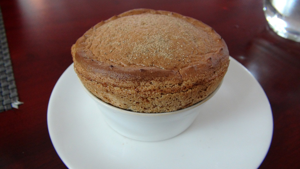 Soufflé au café et poudre kawa