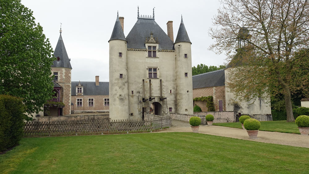 Le château de Chamerolles, côté intérieur