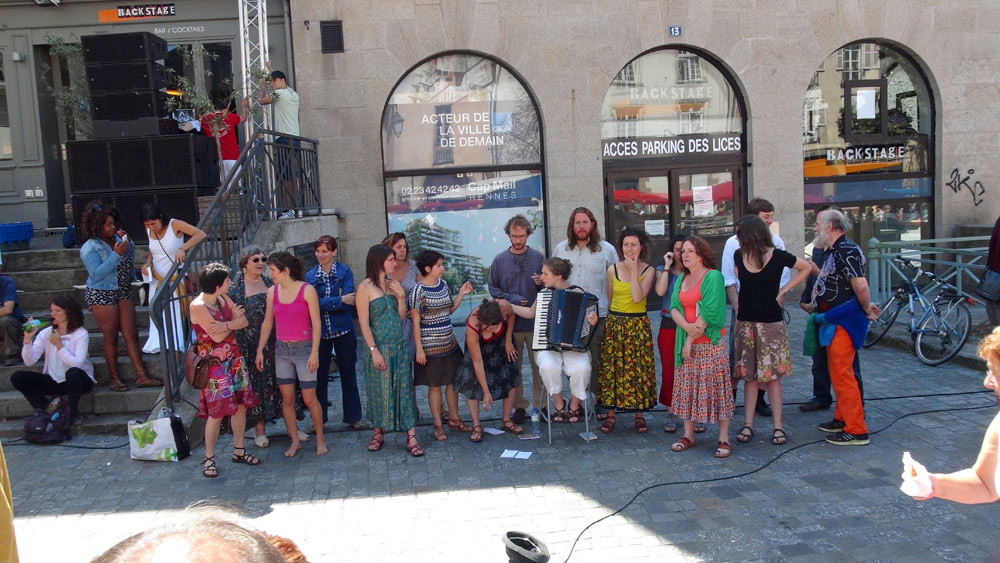 Animation au marché des Lices