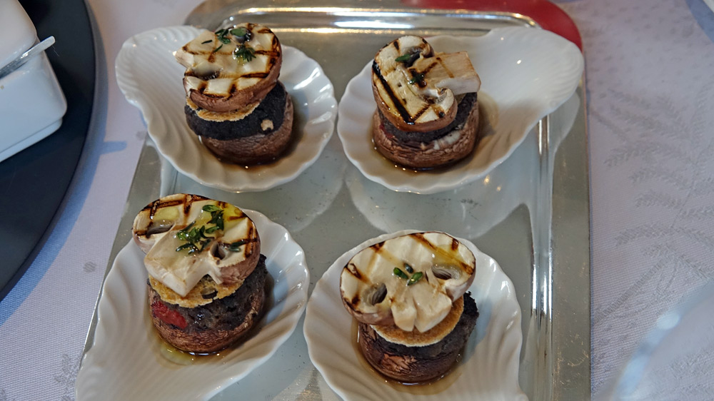 Mise en bouche : Champignon farci