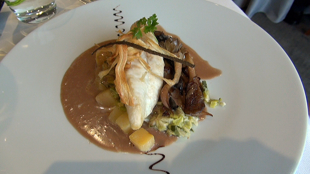 Le Saint-Pierre, poireaux des champs, rutabaga, pleurotes & porto 