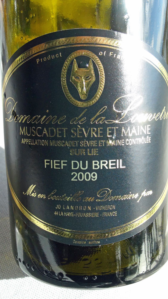 Le vin servi sur l'Huître et le Bar