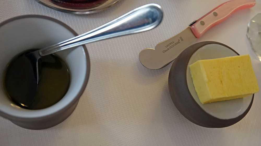 Huile d'olive et beurre demi-sel