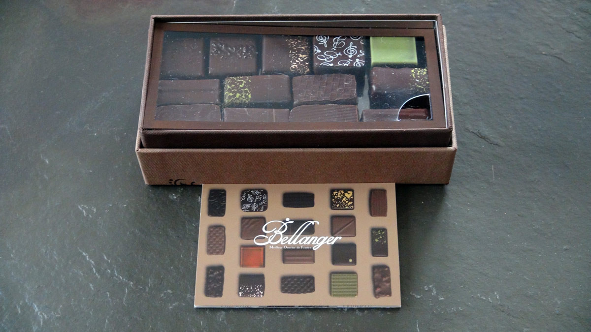 Les chocolats noirs en ballotins