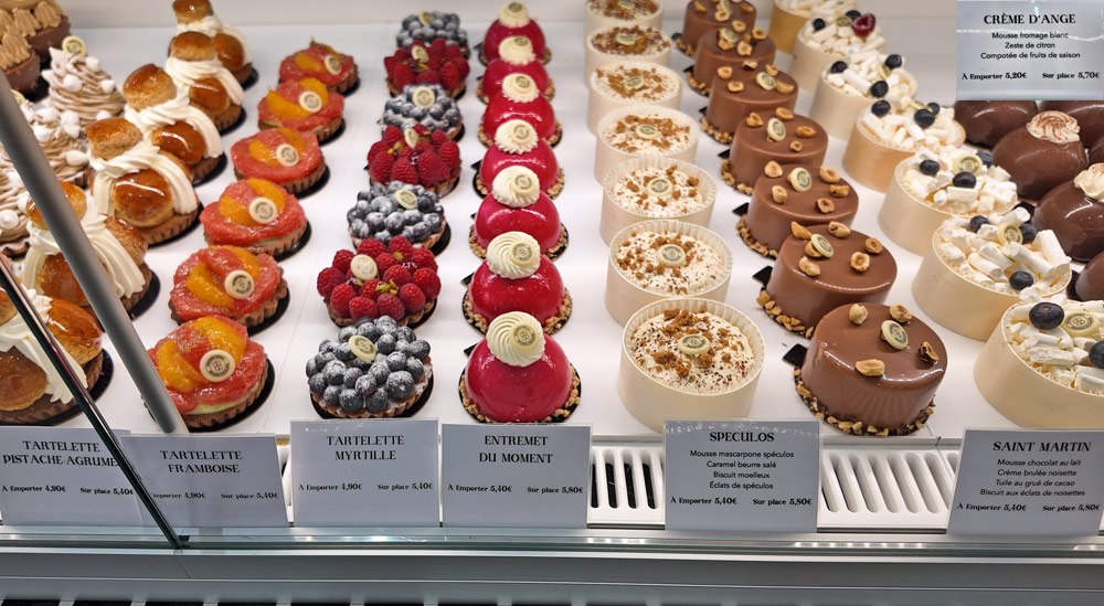 Quelques-unes de la vingtaine de pâtisseries proposées
