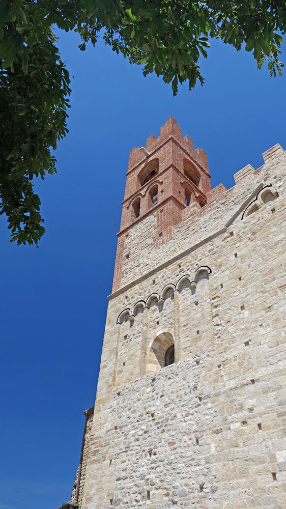 Une tour de la Cathédrale
