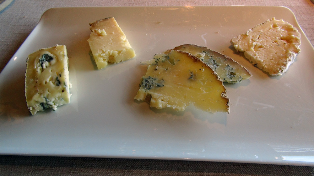 Mon choix : Salers (non Tradition) de 24 mois, Fourme de Valcivières, Gaperon et Bleu de Saint-Flour