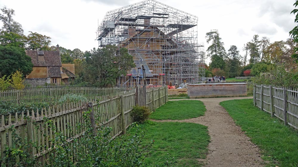 La Maison de la Reine en pleine restauration le 30 septembre 2017