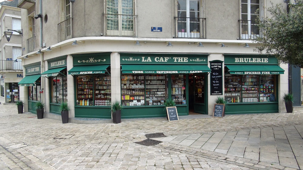 La façade principale (rue des Orfèvres)