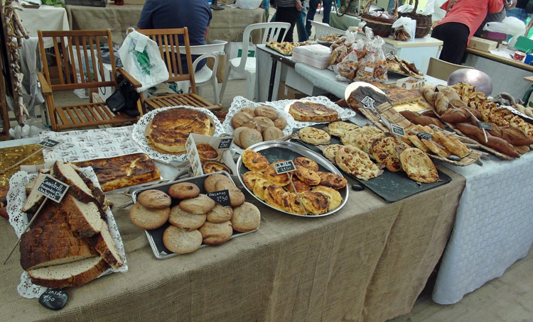 Falcullele, fiadonetti, migliacci, canistrelli, maccaron (sic), que des bonnes choses !
