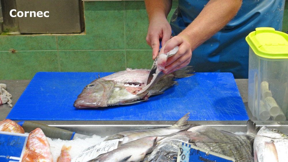 La halle aux poissons (Filetage de notre Saint-Pierre chez Cornec)