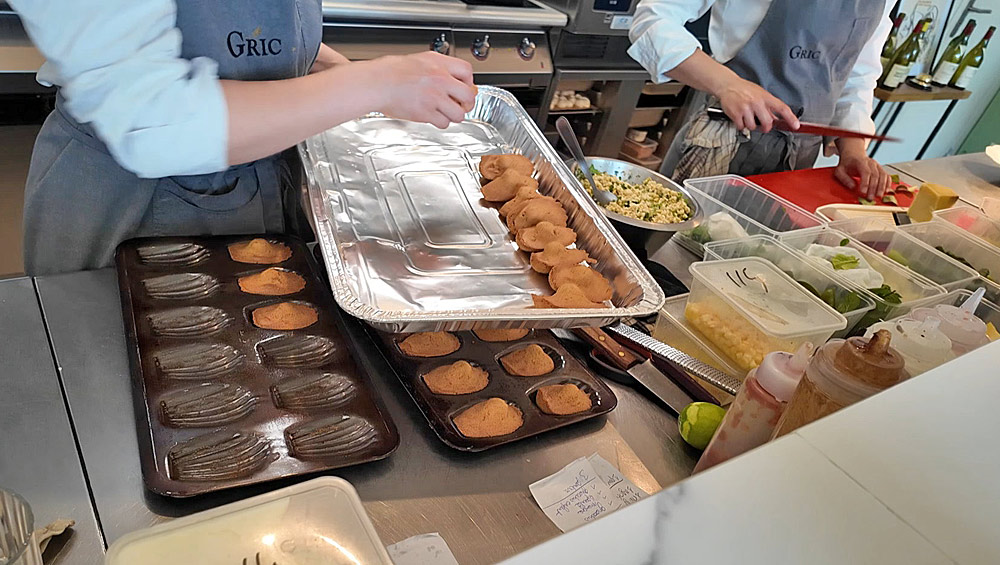 Préparation des Madeleines en mignardise