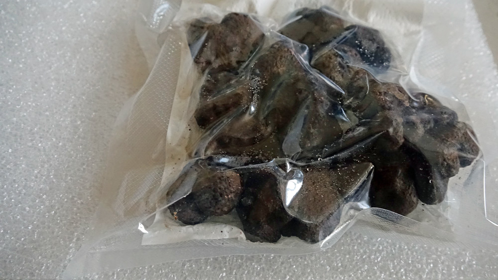 Son contenu, pour l'instant sous-vide