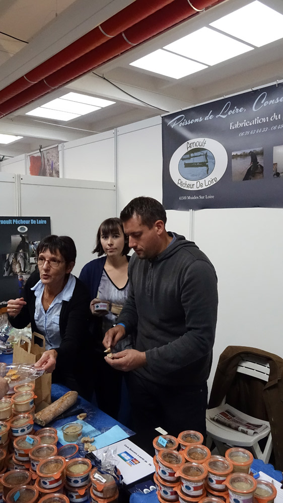 Sylvain Arnoult, pêcheur de Loire, et son épouse Julie
