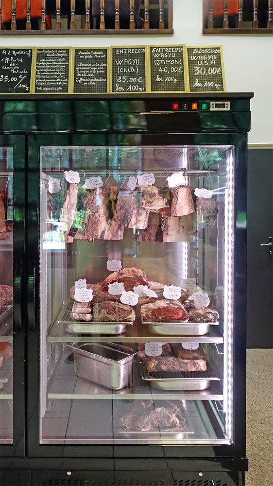 Armoire de stockage des viandes prêtes à être dégustées