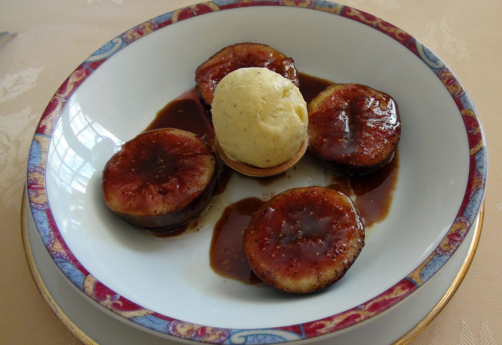 Figues rôties et sa glace vanille