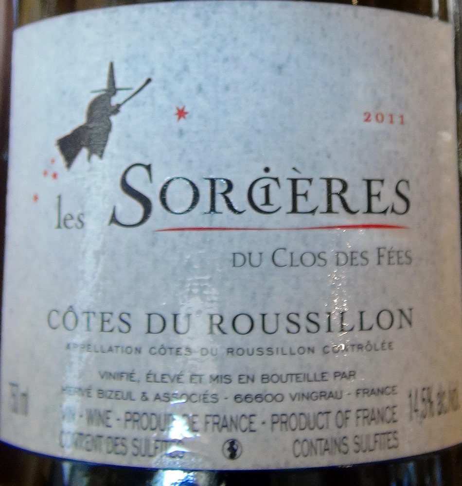 Côtes du Roussillon 2011, "Les Sorcières" d'Hervé Bizeul (50 % Syrah, 30 % Granche & 20 % Carignan)