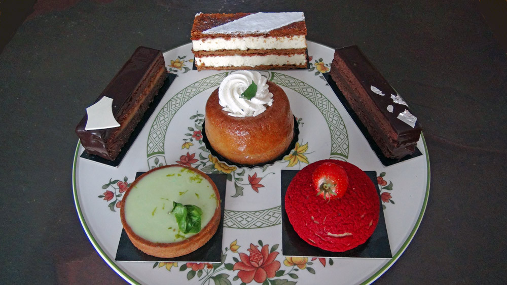 Les 6 gâteaux achetés