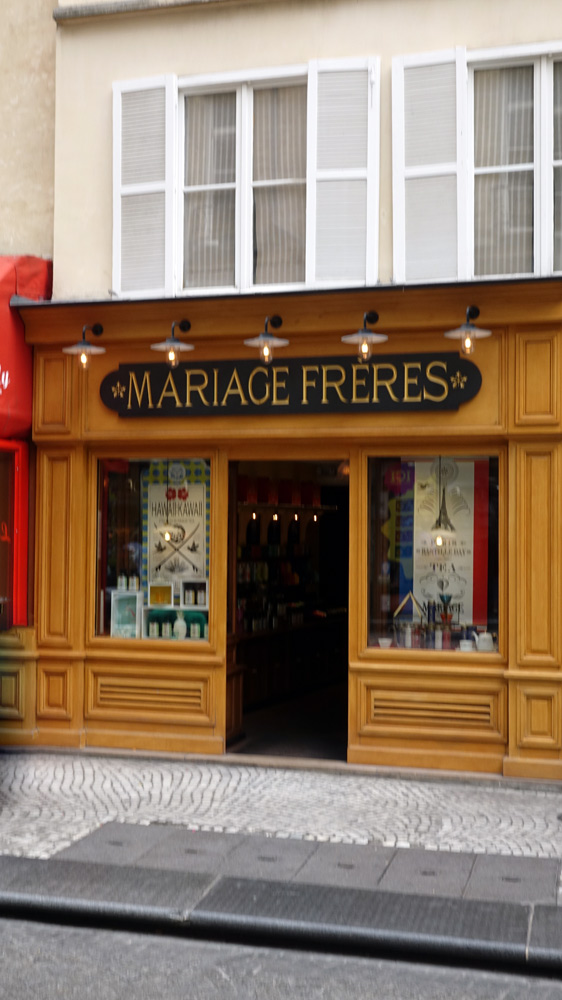 Boutique Mariages, rue Montorgueil