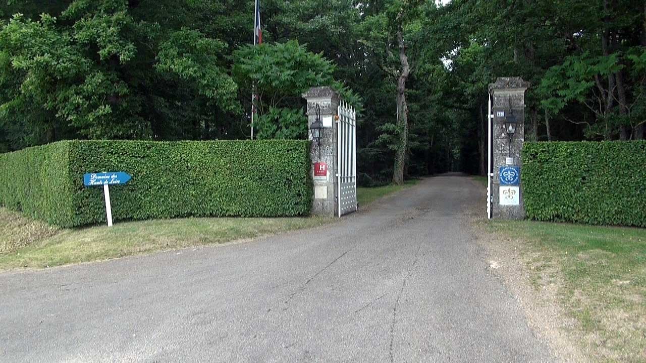 L'entrée par la route