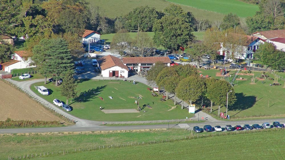 La base de loisirs n'est plus très loin