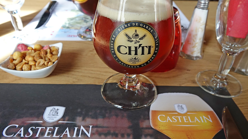 Notre Ch'ti ambrée ... et les cacahuètes (pas touchées !)