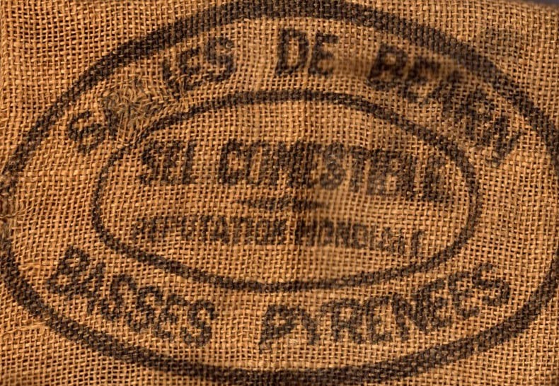 Ancien sac de Sel Gros de Salies-de-Béarn (Crédit photo : www.sel-salies-de-bearn.com)